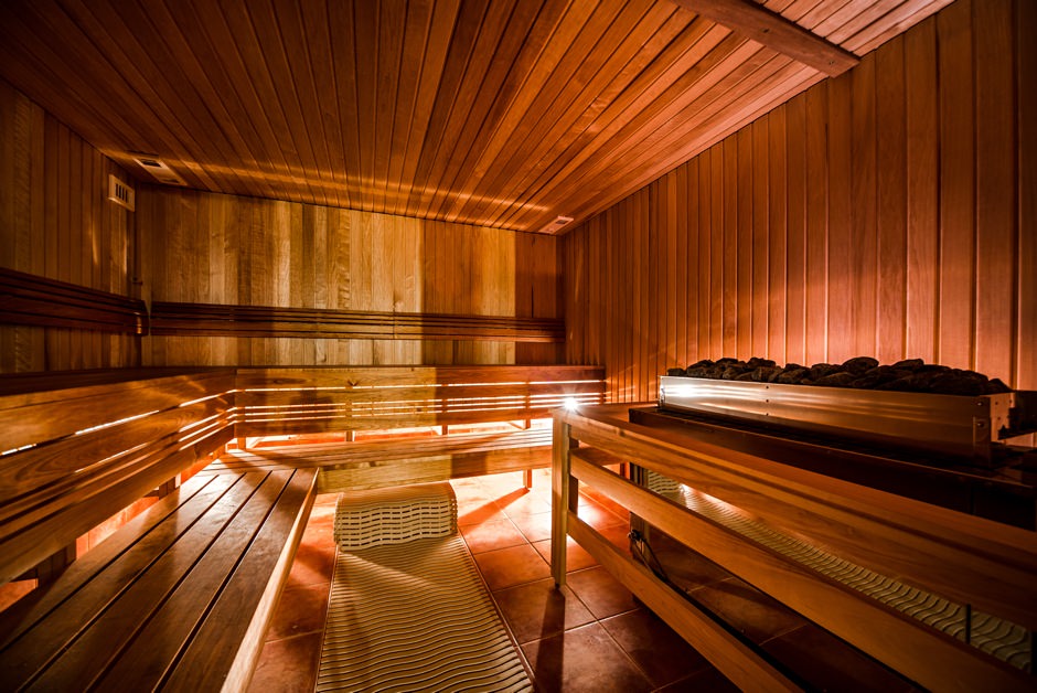 Health benefits of using a sauna