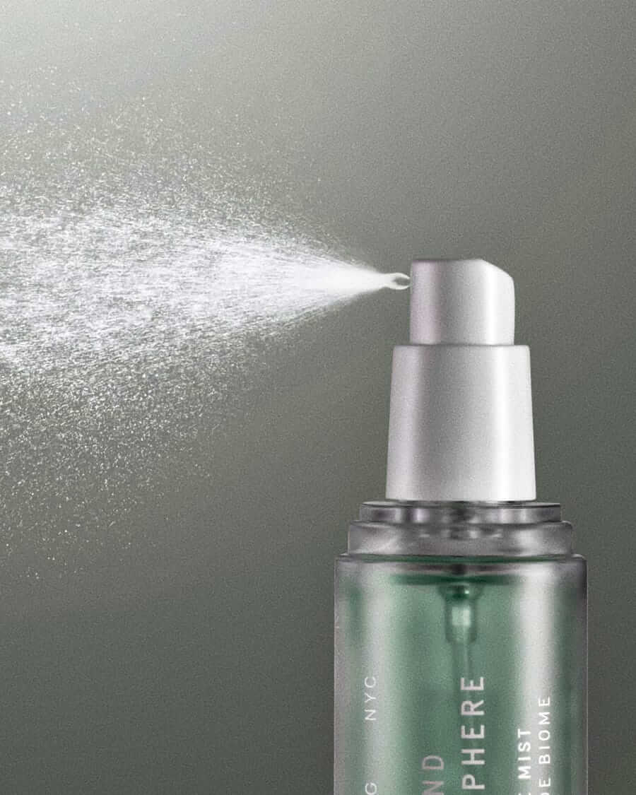 Best facial sprays for men in 2025