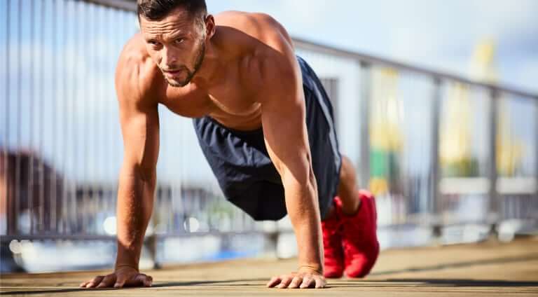 The Real Reason Why You Should Be Doing Push-Ups