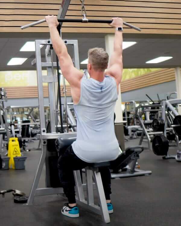 Lat Pulldown exercise