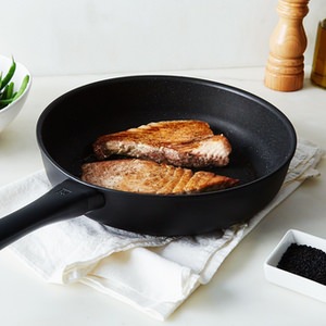 Zwilling Madura Plus Non-Stick Pan: The Only Non-Stick Pan You