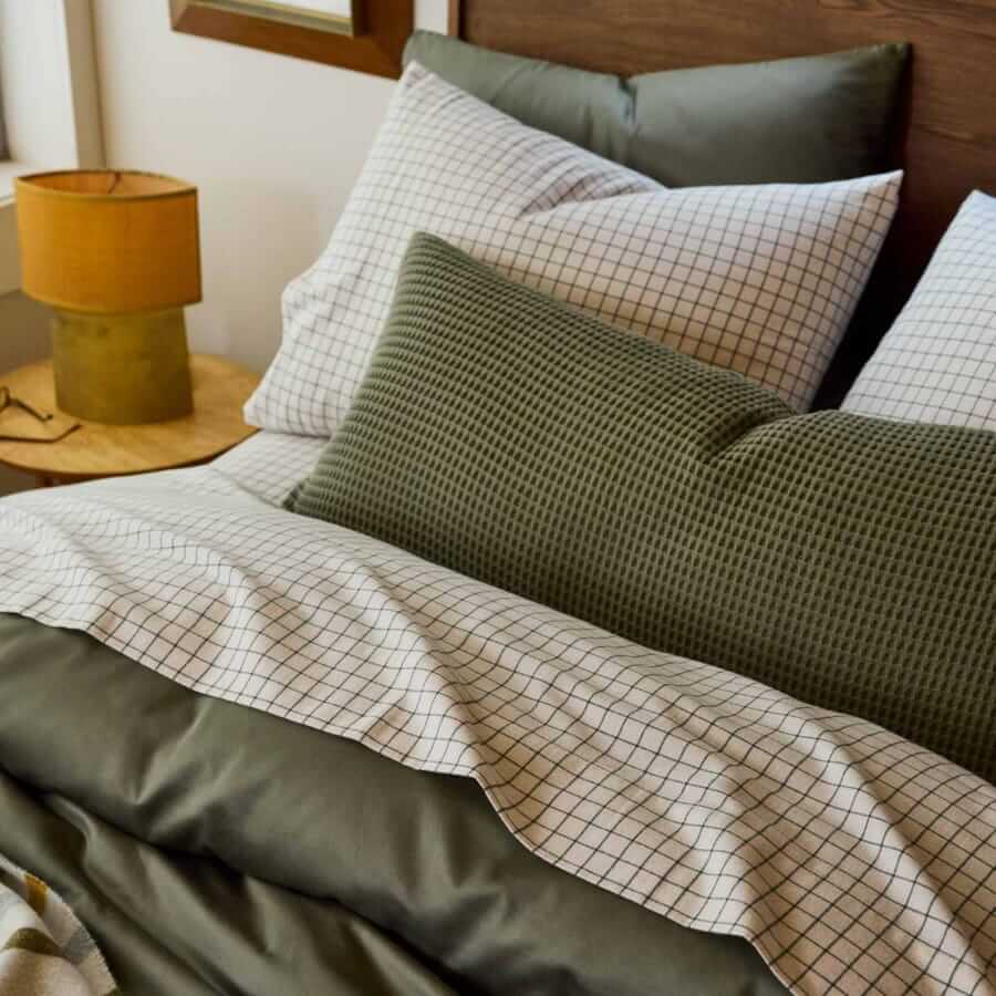 Best navy blue sheets alternatives for men