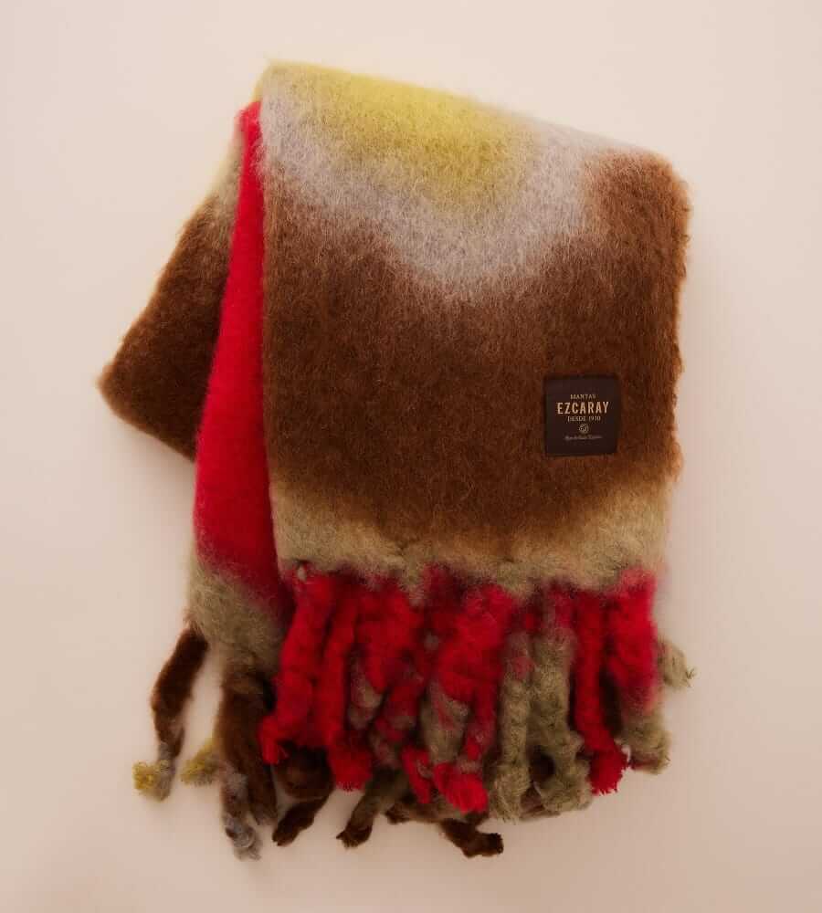 Ezcaray Tie-dye throw