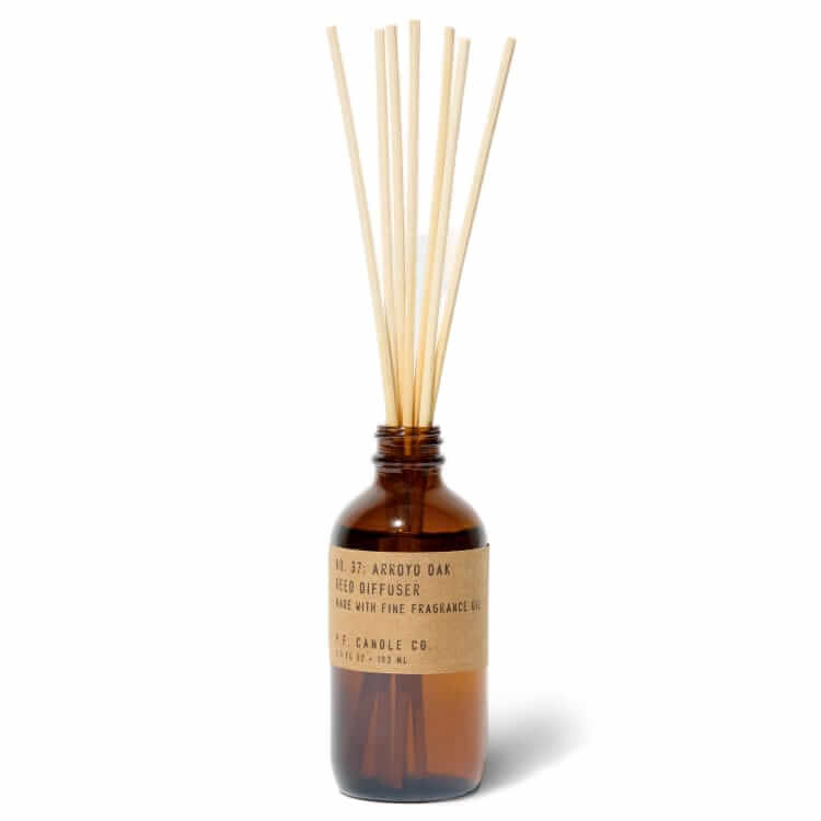 p.f. candle co. arroyo oak diffuser