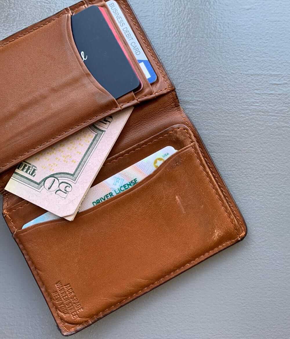 Why you should be carry emergency cash in your wallet