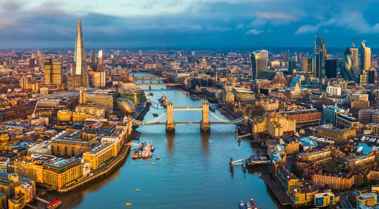 Fly to London for Less than $400 Roundtrip