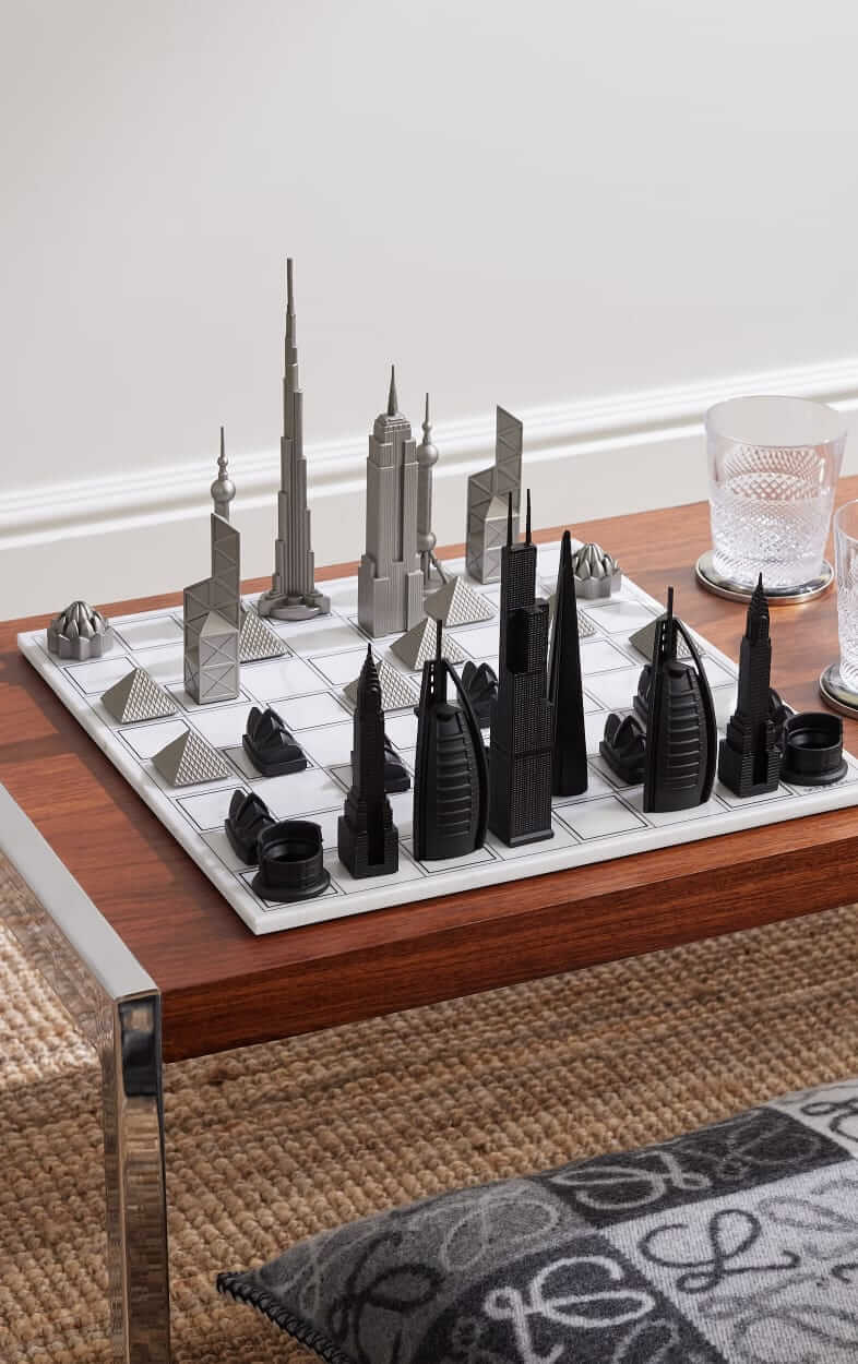 Skyline Chess World Icons Chess Set