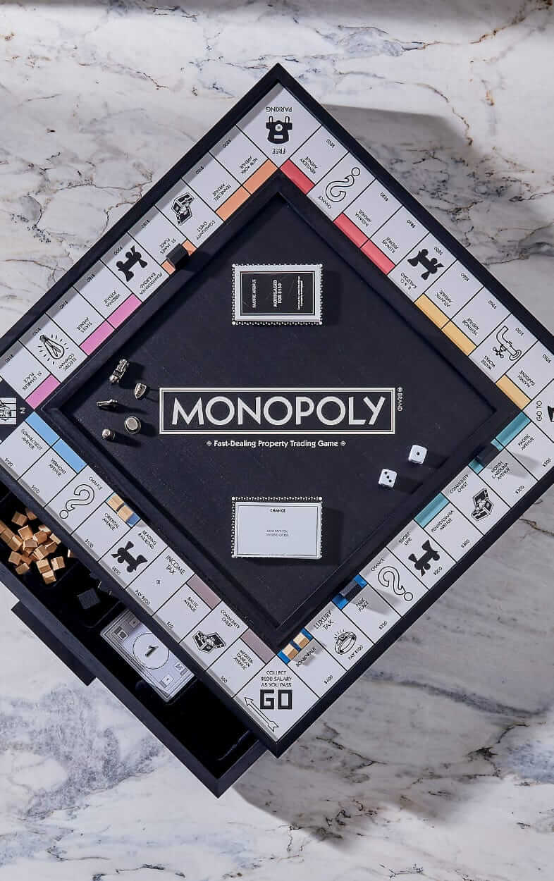 CB2 Special-Edition Monopoly