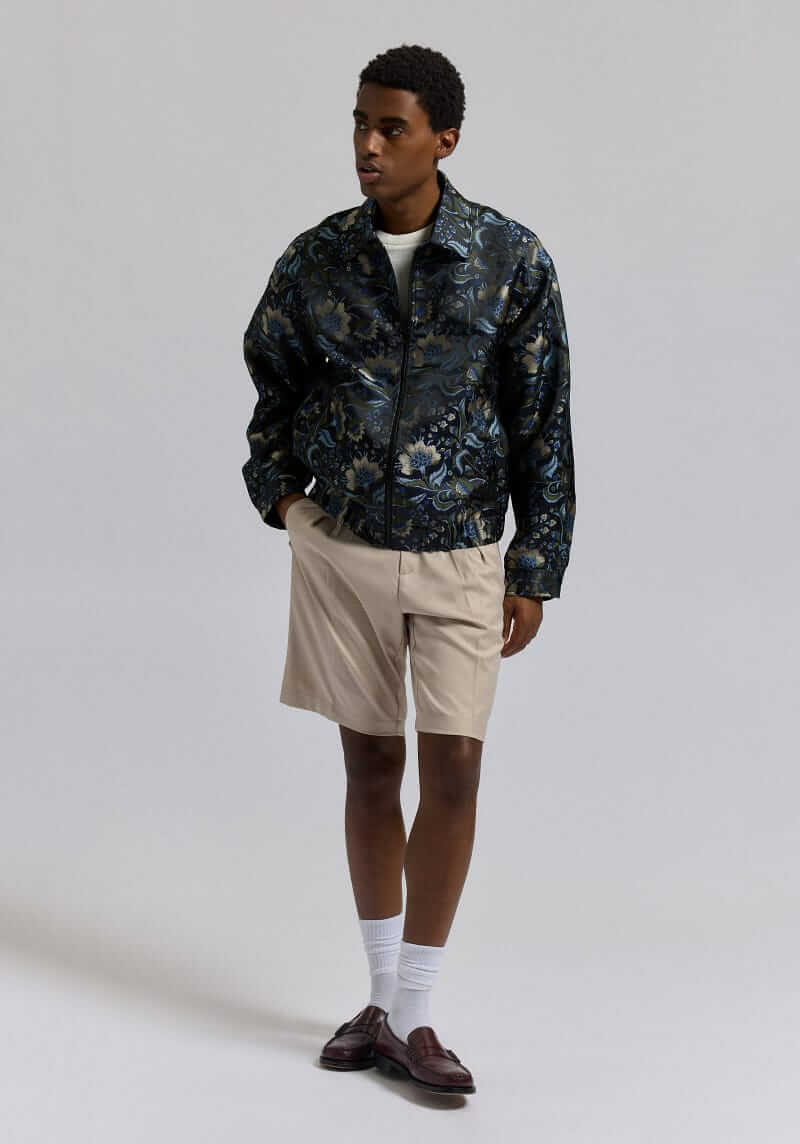 walk in paris le short