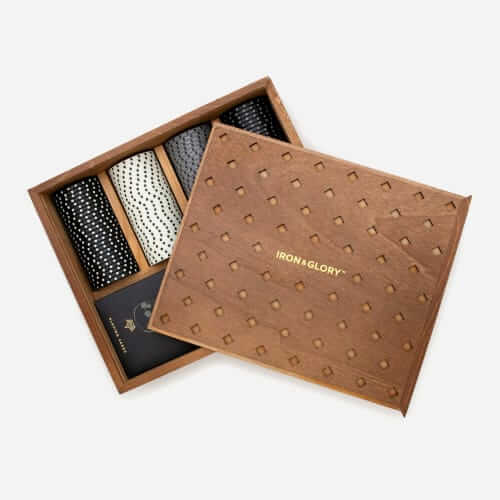 Iron & Glory dead mans poker set