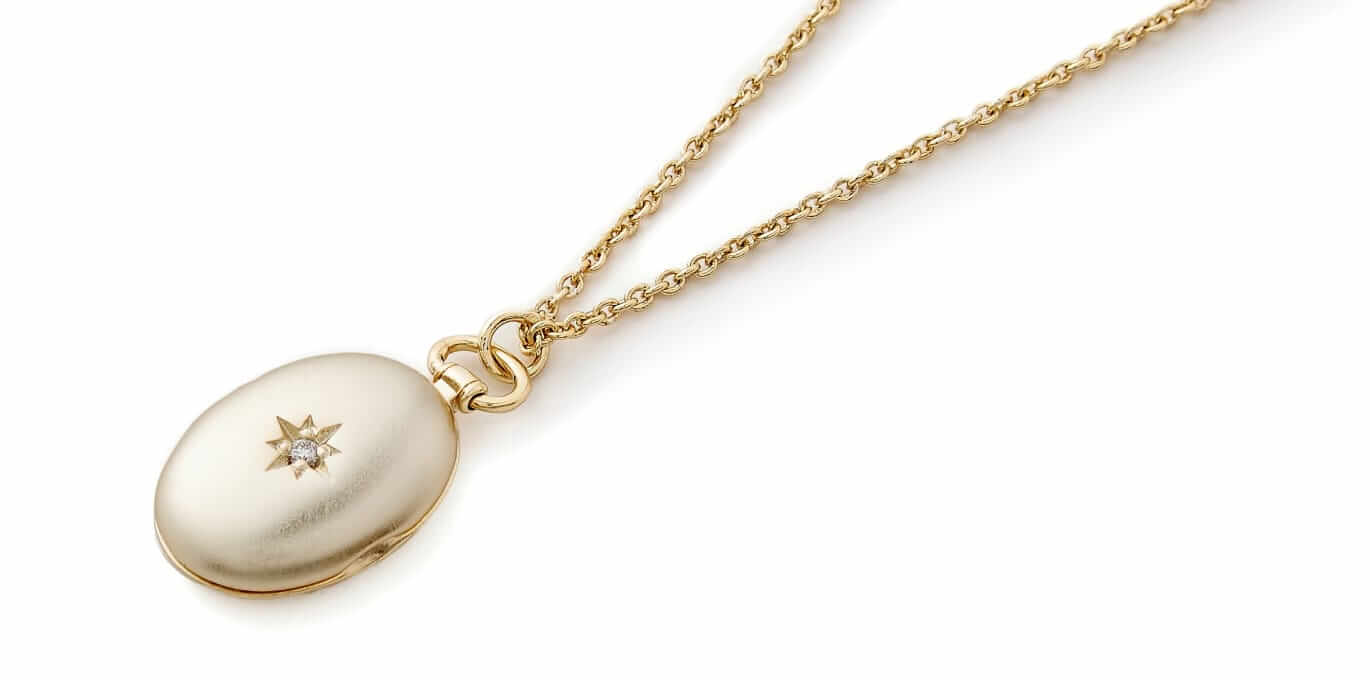 j.Bee Diamond locket