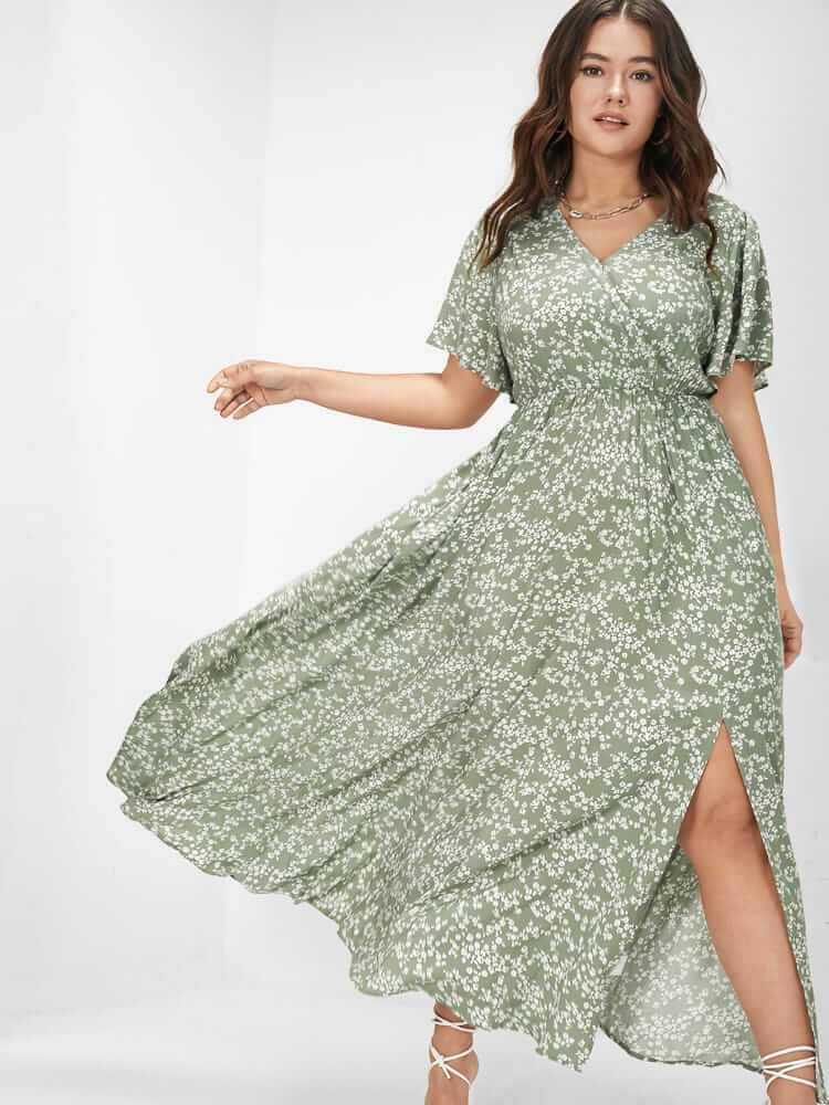 BloomChic Flutter Sleeve Ditsy Floral Split Maxi Dress