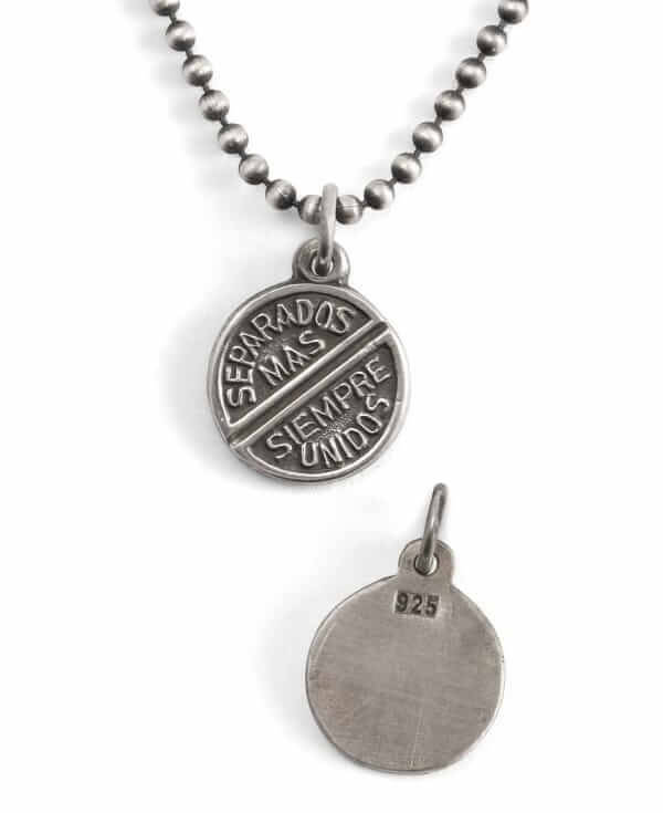 877 Workshop Unidos embossed pendant necklace