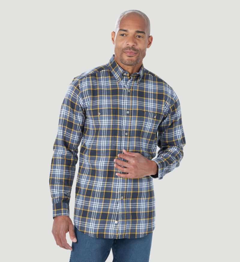 Wrangler Long-Sleeve Flannel Plaid Button-Down Shirt