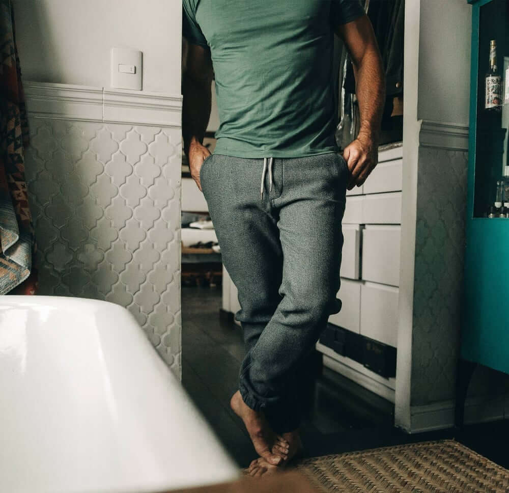Men's lounging at home outfit inspiration