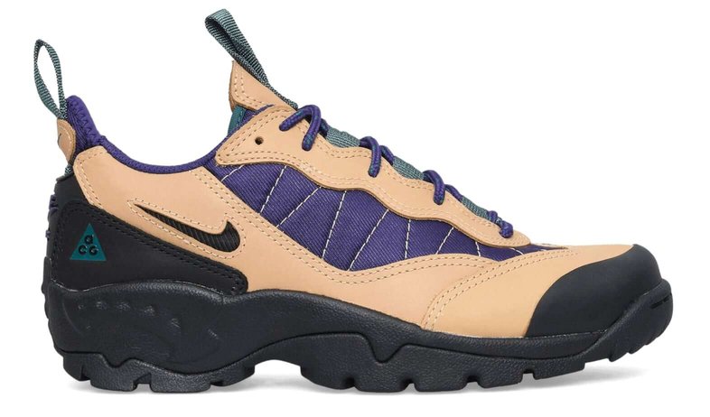 Nike ACG Air Mada Hiking Boot