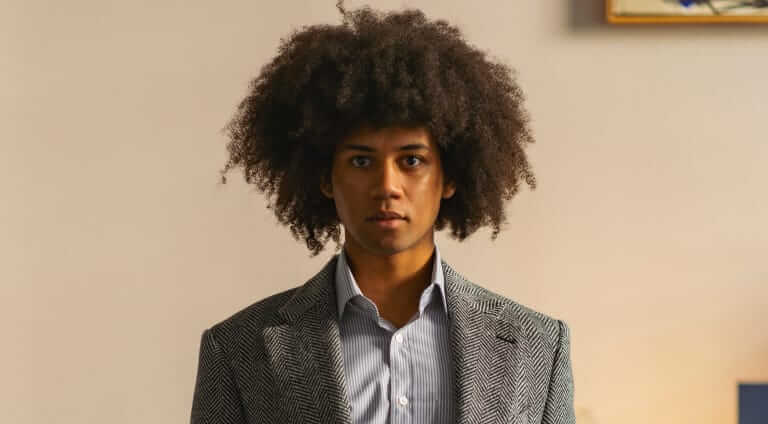 3 Ways to Wear a Tweed Blazer