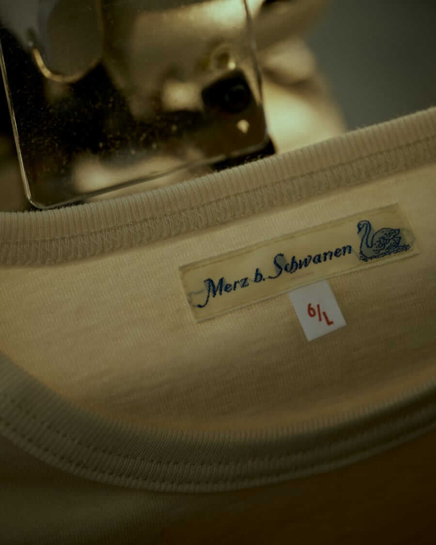 Merz b. Schwanen 215 Loop-Wheeled T-Shirt history