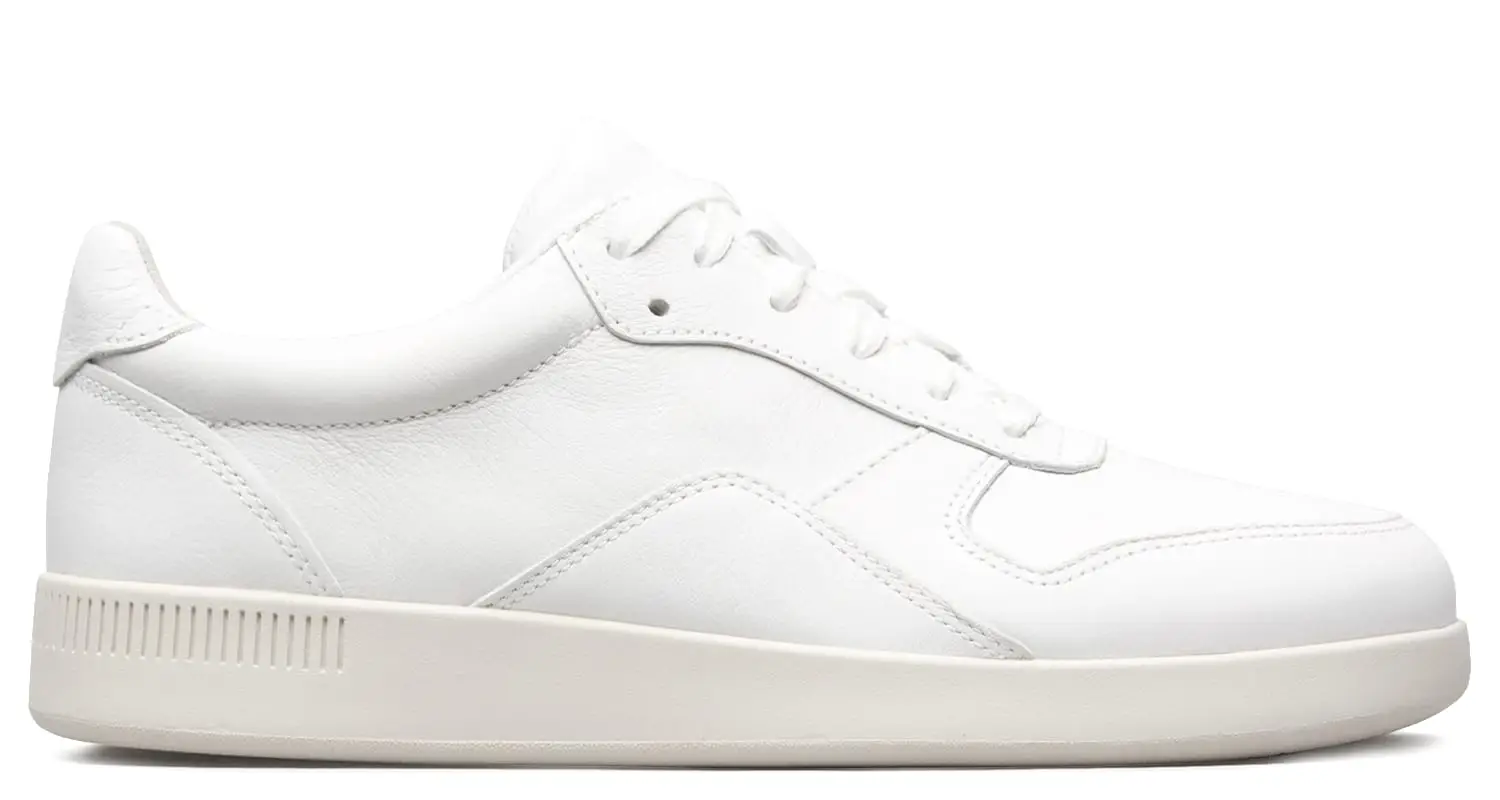 Everlane Court sneaker