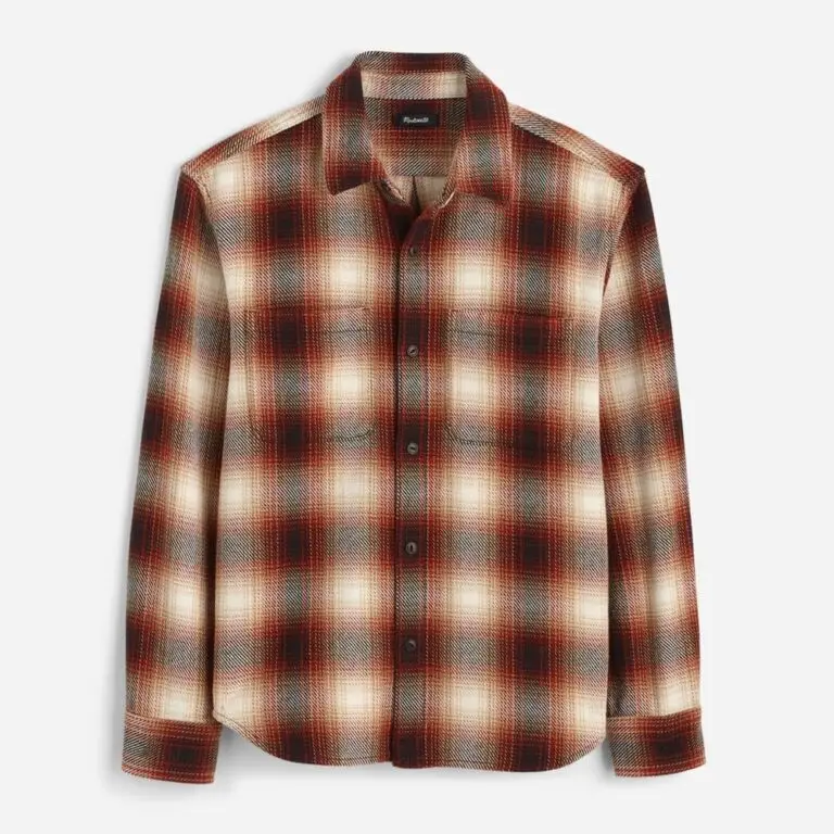Button-Up Shirt in Midweight Flannel