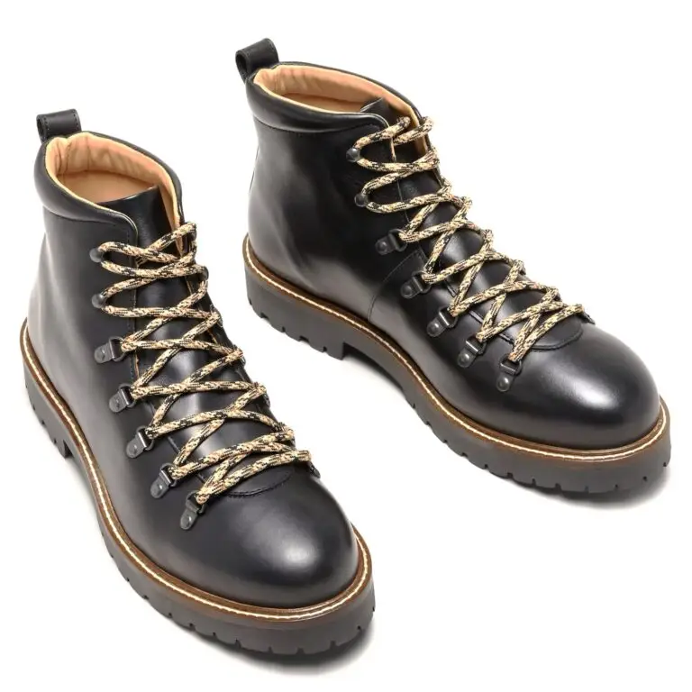 Burnished leather alpine boot