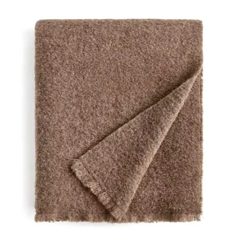 Alpaca boucle throw