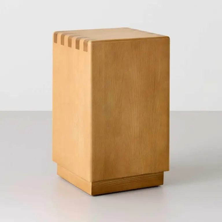 Hearth & Hand Dovetail accent table