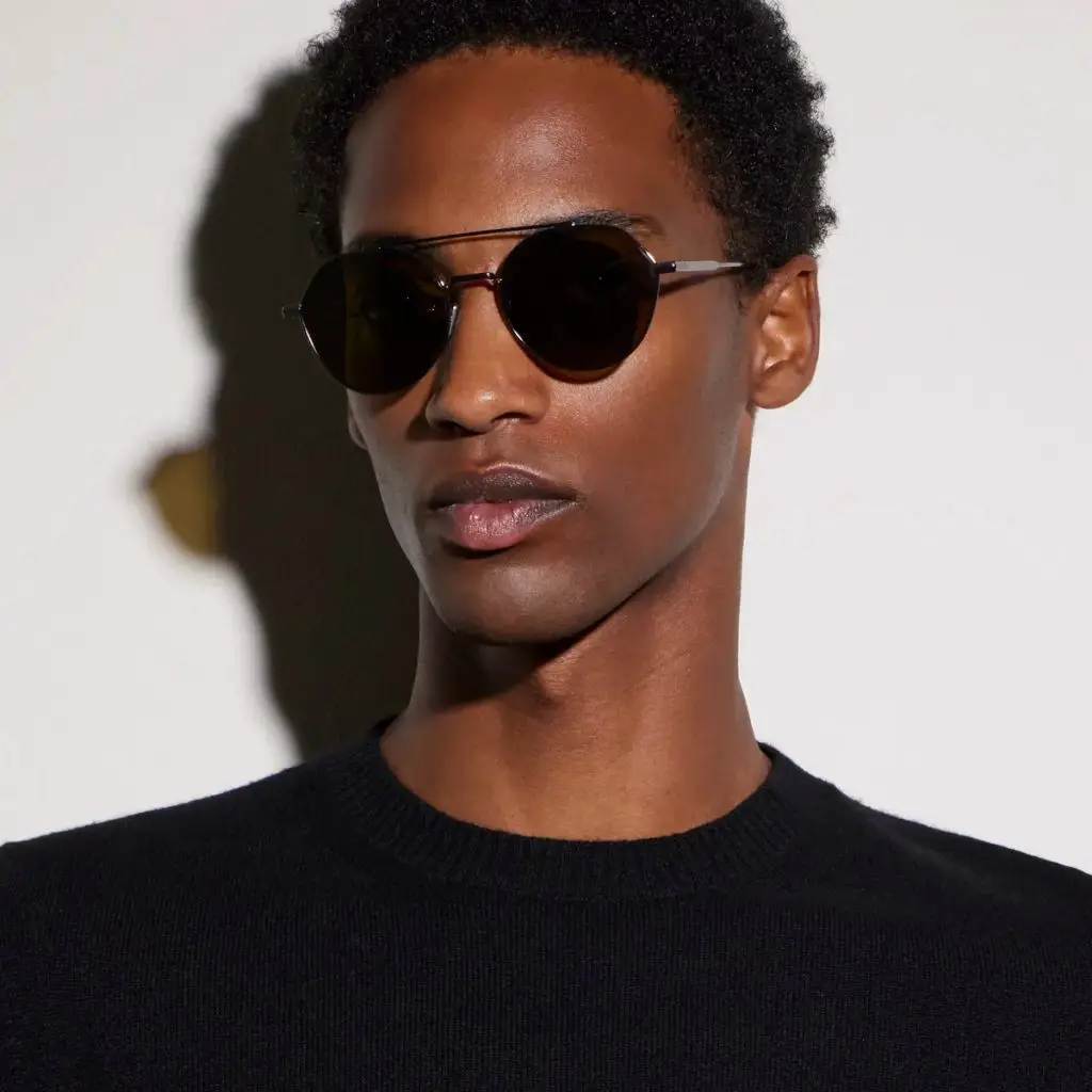 Men's Aviator sunglasses