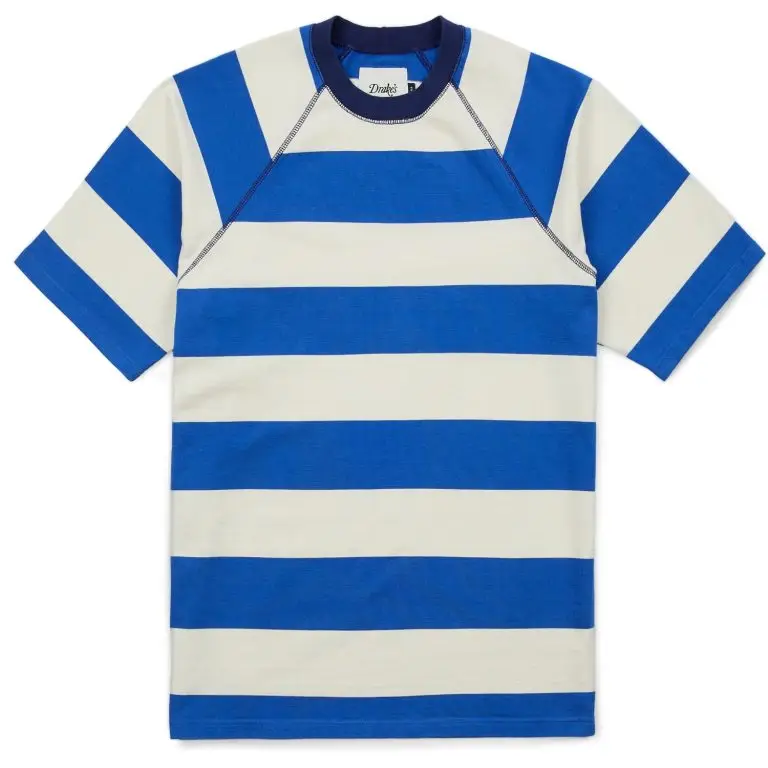 Raglan sleeve T-shirt