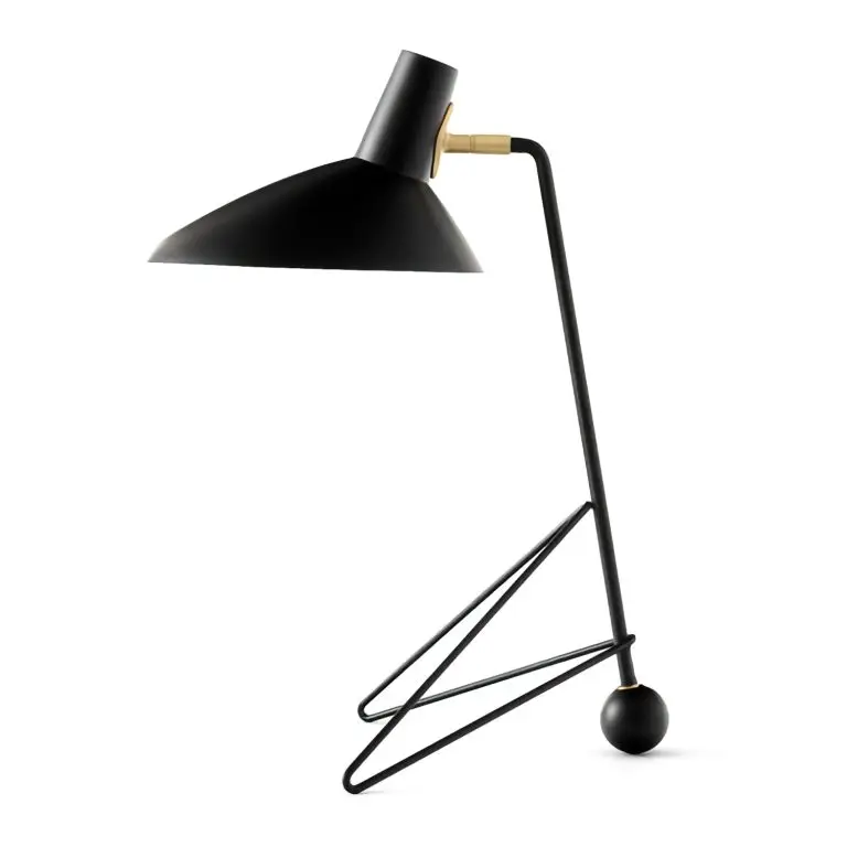 Hvidt & Mølgaard Tripod lamp