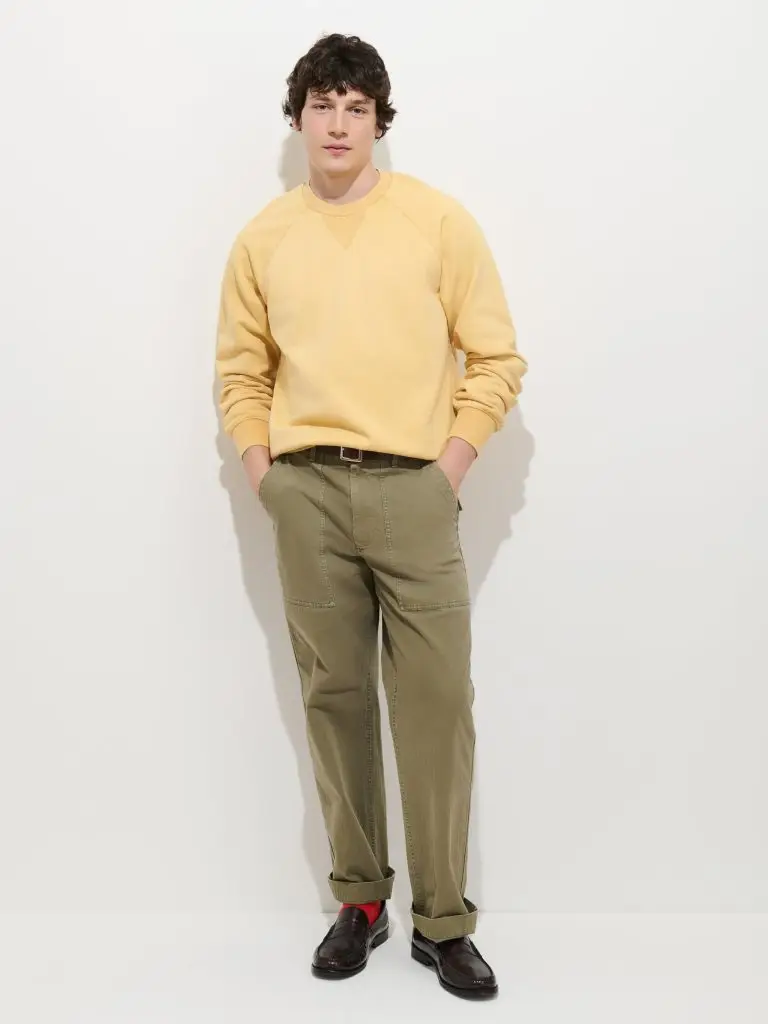 Garment Dye Raglan sweatshirt