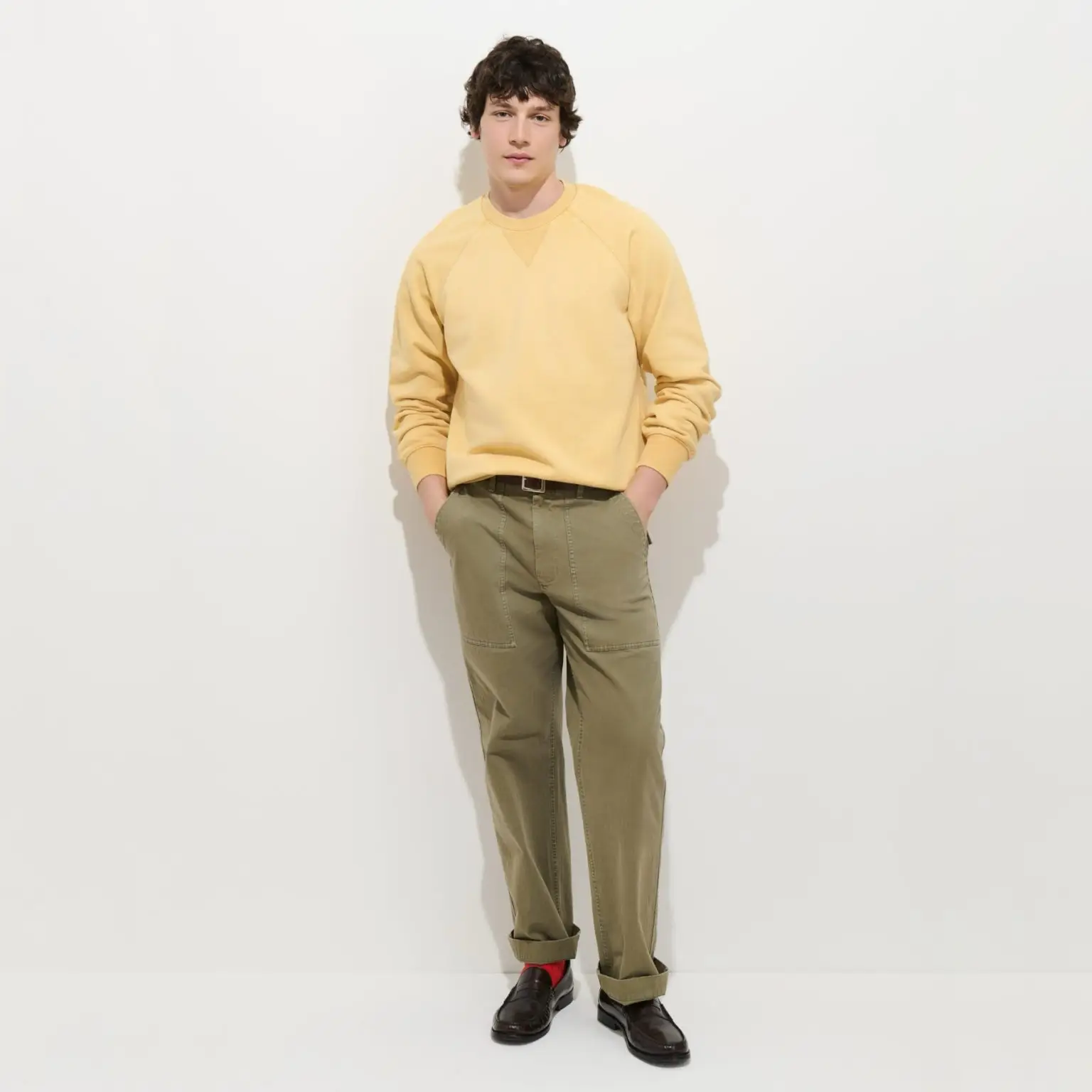 Alex mill garment dyed raglan sweatshirt