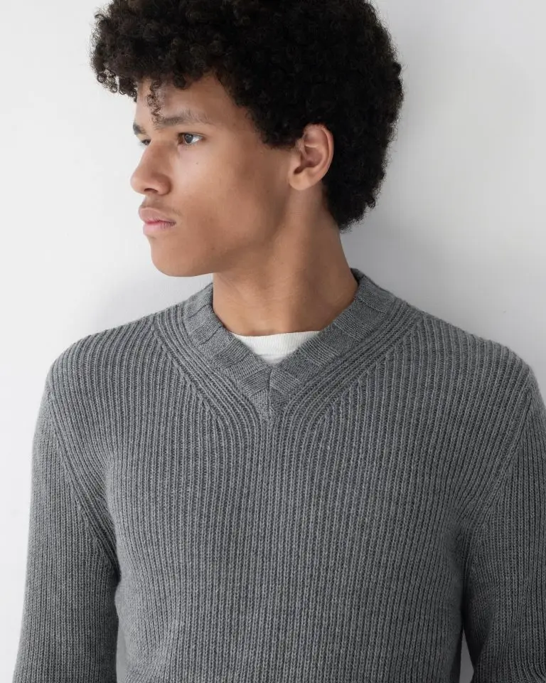 Wool Lounger V-Neck