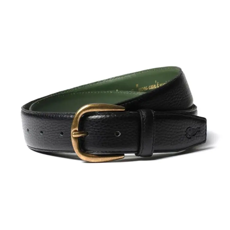 é Pebble grain leather belt