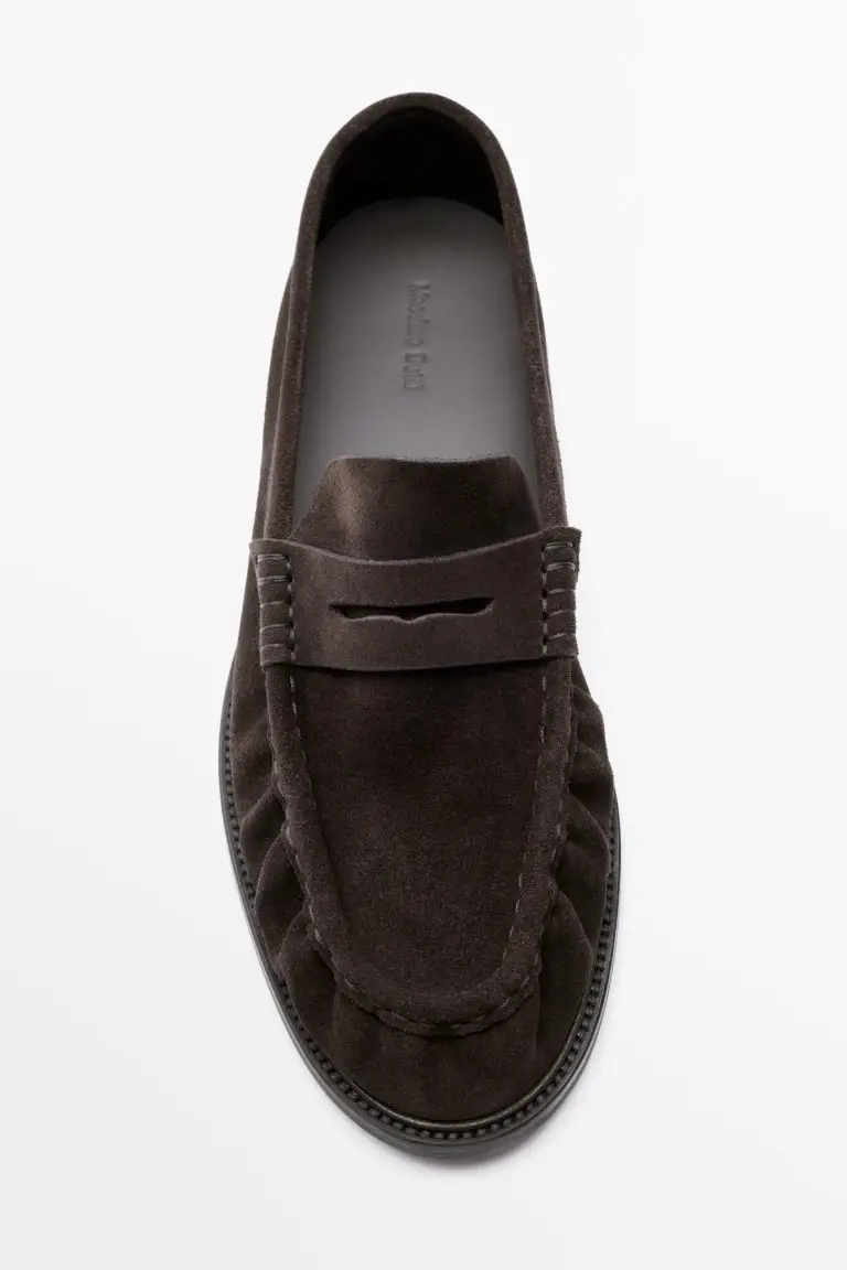Soft leather shirred loafer