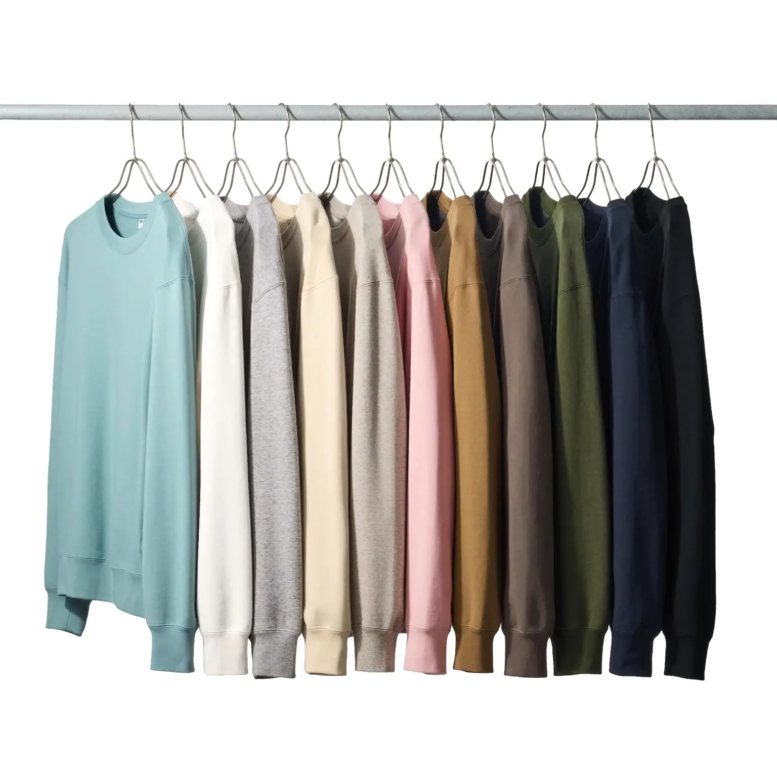 Uniqlo sweatshirt 1