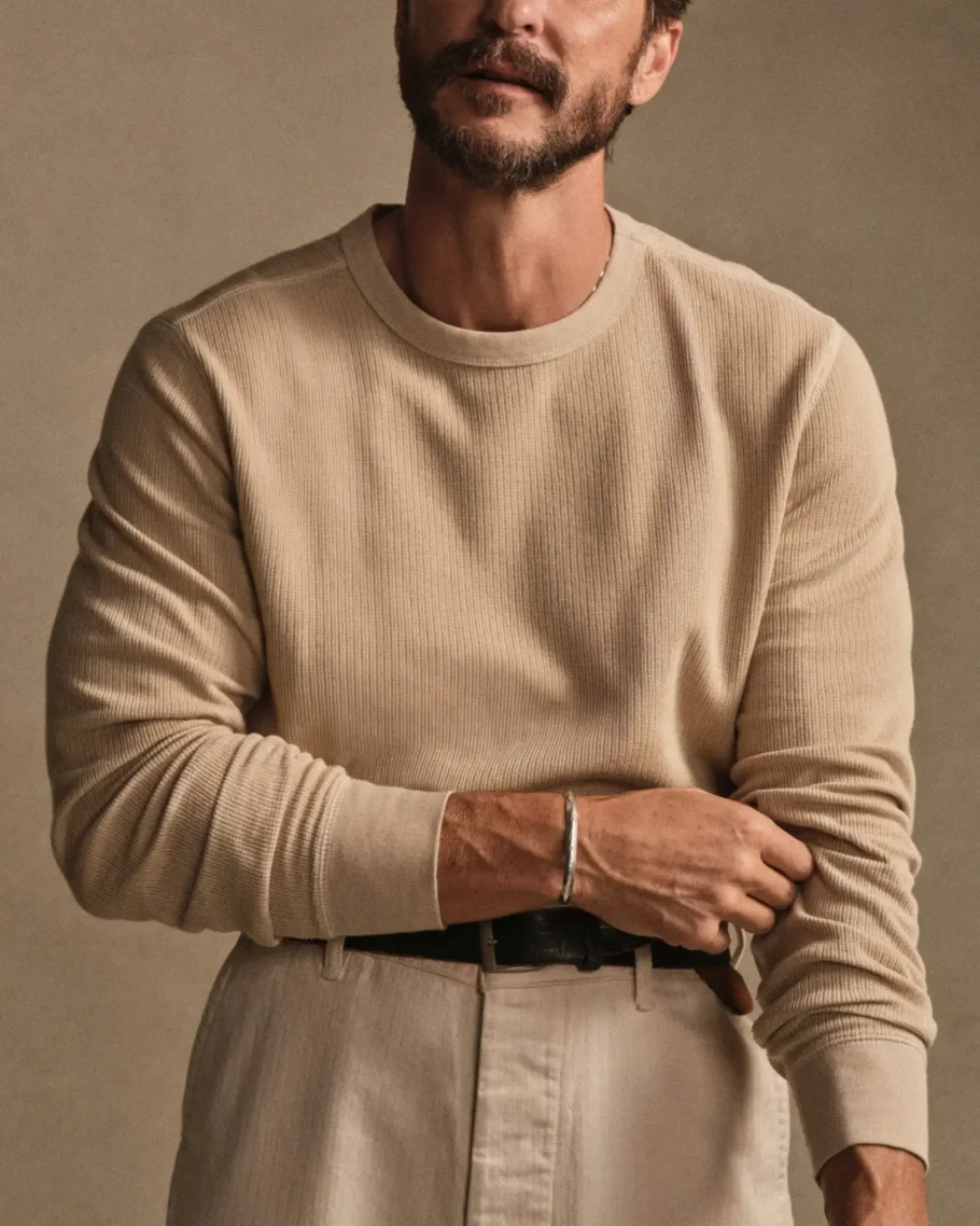 buck-mason-waffle-thermal-tee-on-model@2x buck-mason-waffle-thermal-tee-on-model@2x