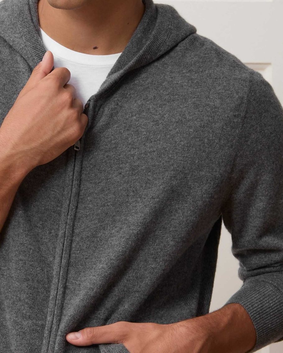 mens-soft-luxe-layers-outfit-inspiration-1000×1000 mens-soft-luxe-layers-outfit-inspiration-1000x1000